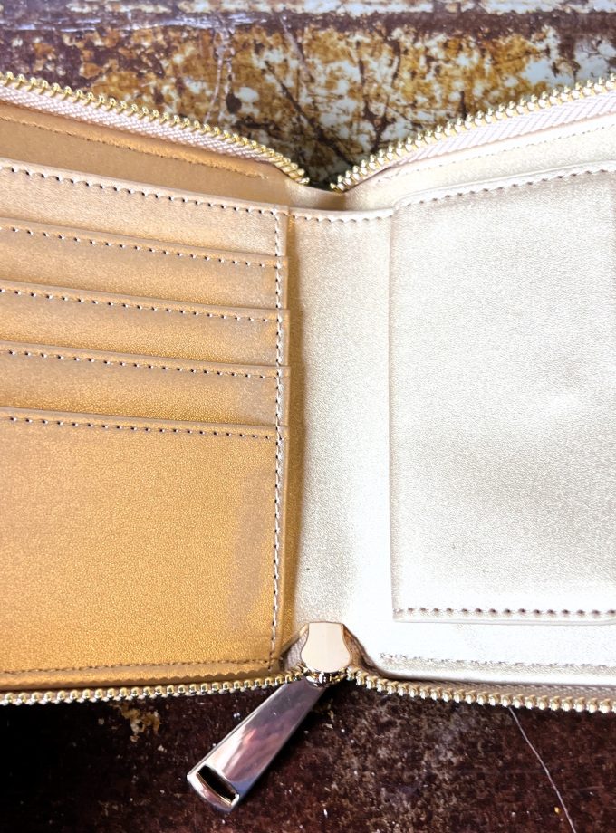 Portafoglio Around Manila Grace