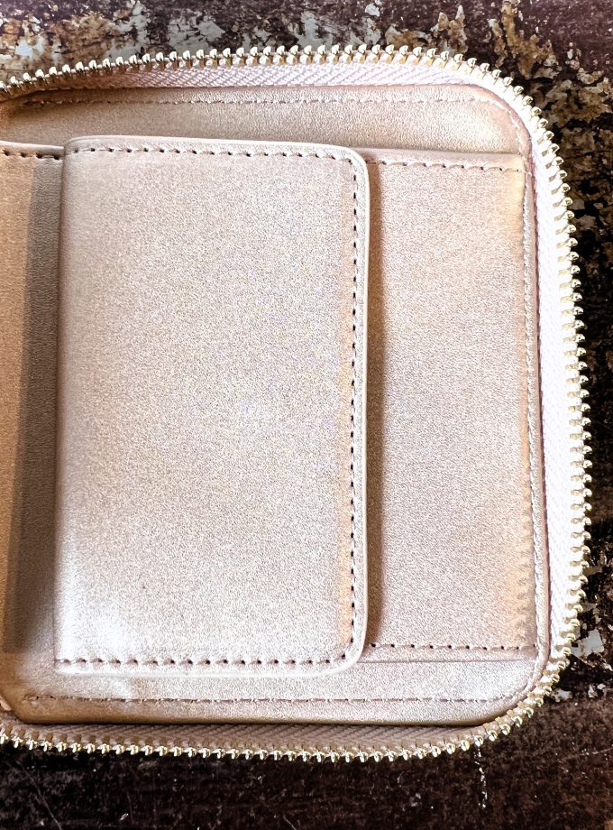 Portafoglio Around Manila Grace