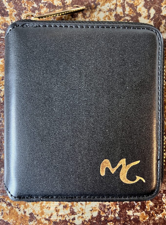 Portafoglio Around Manila Grace